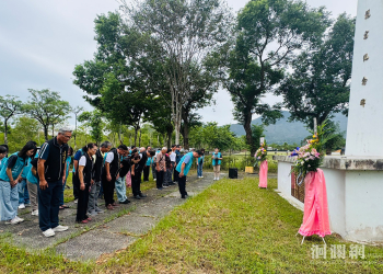 追思張箭、鄧玉瑛與義人鍾瑞龍  林建平獻花致意