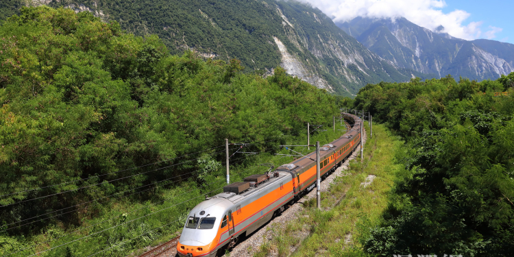 臺鐵國慶連續假期加開104班列車 9/10零時開放訂票