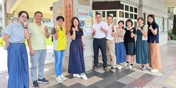 東華附小推動「閱讀×SEL」課程　獲國教院授牌[研究合作發展學校]