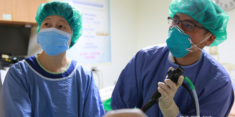 醫療版鏟子超人 花蓮慈院支氣管鏡「清淤」助光復災民找回呼吸