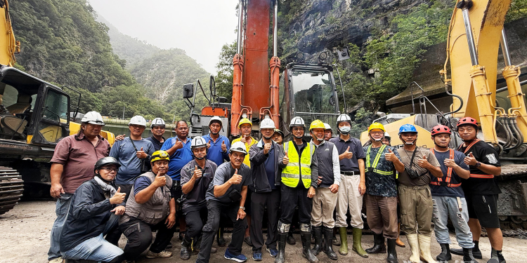 燕子口堰塞湖壩體今午已潰決 終平安落幕