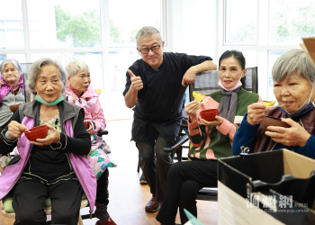 一勺冰淇淋好暖心　駱師傅十年傳愛門諾