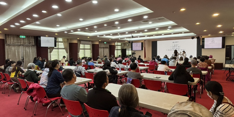 有機農業月旦講堂魏曼玲分享攤位設計與顧客經營全攻略