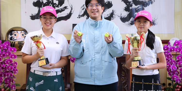 花蓮高球小將再創佳績 楊喻丞、楊喻棠拜會市長分享榮耀