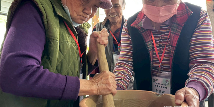 走出日常、走進記憶 門諾失智照護團隊伴長輩慢遊鳳林