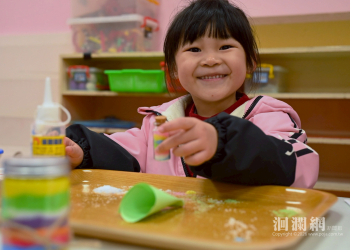 認識海洋、從小扎根　魏市長陪市幼孩子「和海洋做朋友」