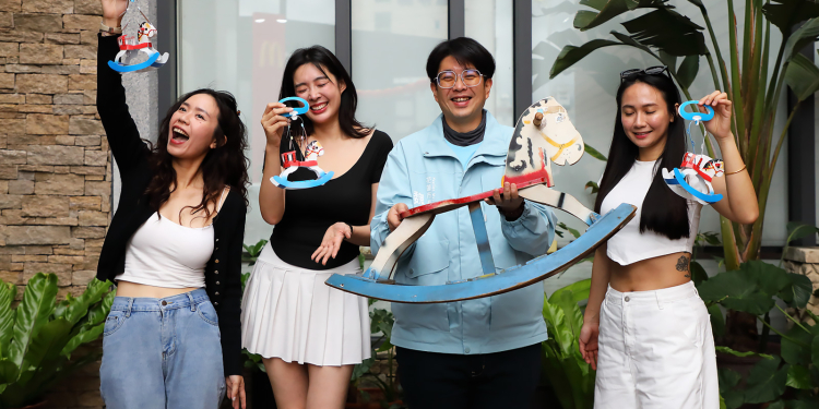 花蓮市公所「馬上快樂」馬年小提燈登場　