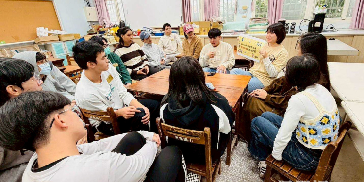 花蓮家扶中心分區舉辦獎助學金說明會 邀青少年穩定就學、為夢想加滿電