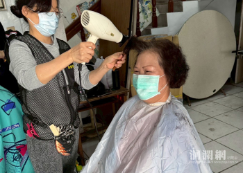 老家協會辦愛心義剪　為長者剪水水迎新年